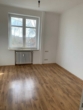 Wohnzimmer - gepflegte 3 Zimmer-Wohnung zu vermieten